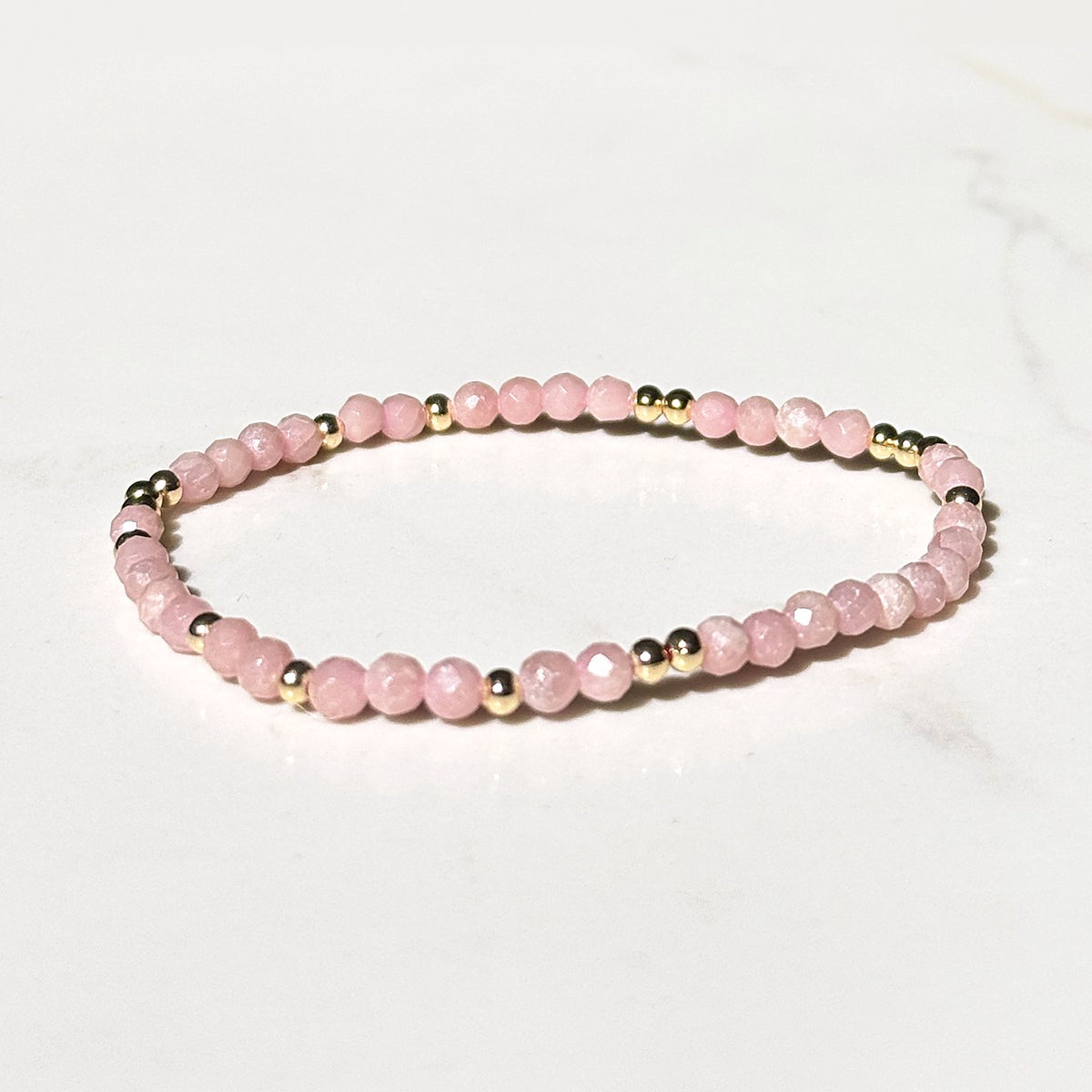 Kind stretch bracelet in pink calcite